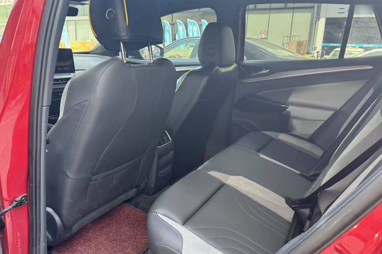 Used Volkswagen ID.4 CROZZ 2021 Long-Range PRO Two-Wheel Drive Version