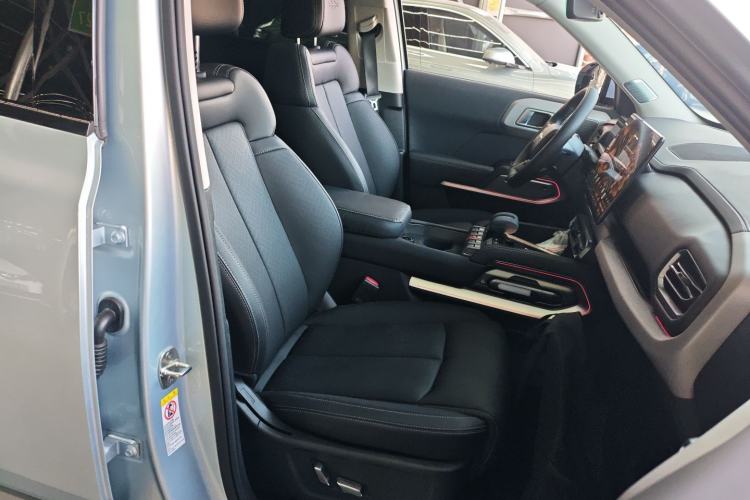 Used Formula Leopard Titanium 3 2025 501KM All-Wheel Drive Intelligent Driving Ultra Version