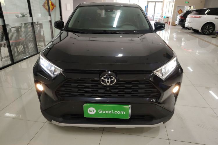 Used Toyota RAV4 2021 2.0L CVT Two-Wheel Drive Fashion Edition Front