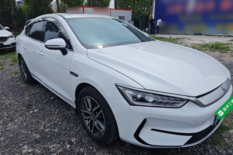 Used BYD Qin PLUS 2021 EV 500KM Luxury Model Front Right 45 Deg