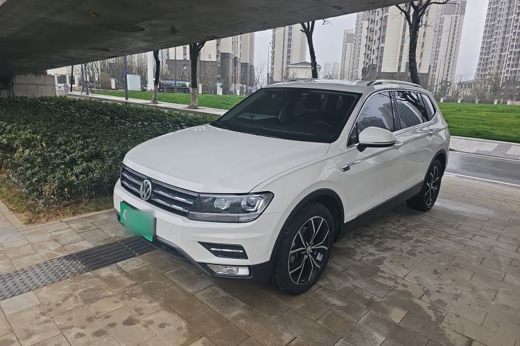 Used Volkswagen Tiguan L 2019 Revised 330TSI Automatic Two-Wheel Drive Smart & Luxury Edition China VI Standard