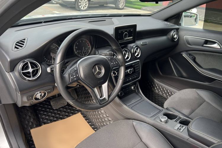 Used Mercedes-Benz A-Class (Import) 2013 A 180 Fashion Model
