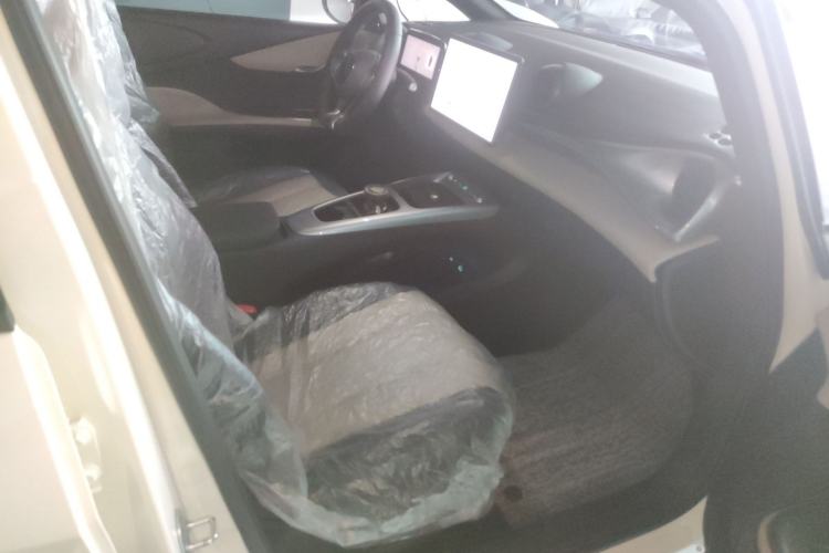 Used BYD Dolphin 2025 Smart Drive Version 420 km Freedom Edition