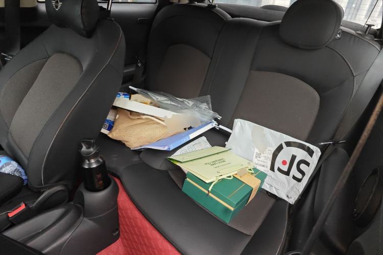 Used MINI 2022 1.5T ONE Left Rear Seat