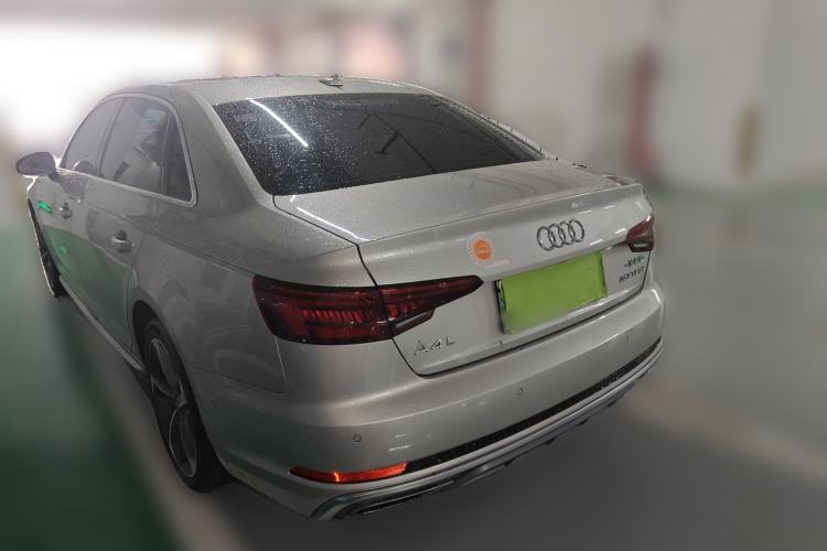 Used Audi A4L 2019 40 TFSI Fashion Edition China VI Emission Standard
