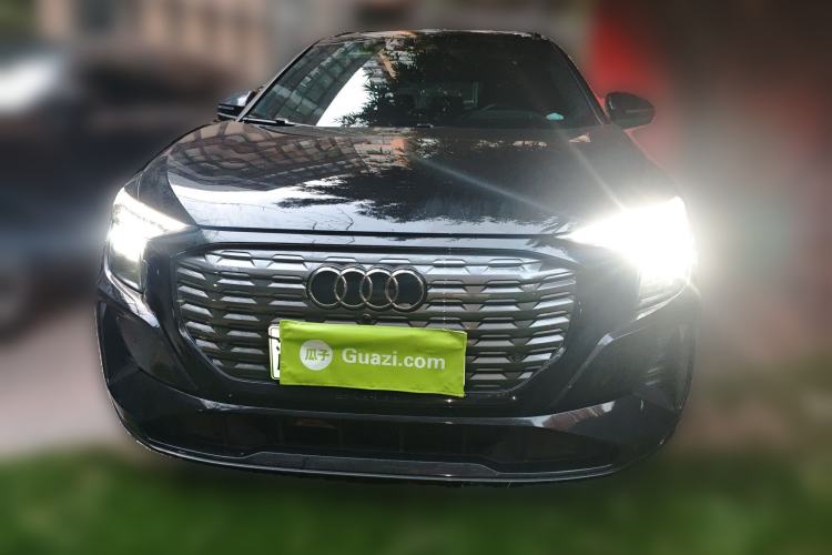 Used Audi Q5 e-tron 2023 40 e-tron Starry Edition Mecha Kit Front