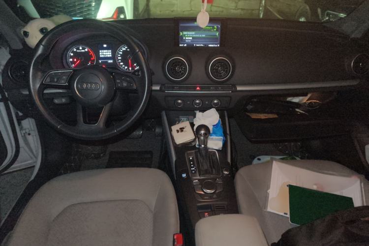 Used Audi A3 2018 30th Anniversary Edition Sportback 35 TFSI Ambition Model Center Console