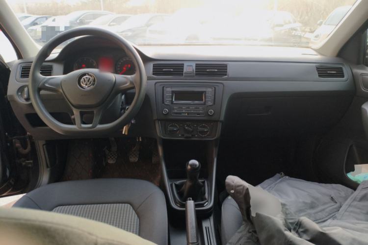 Used Volkswagen Santana 2016 1.4L Manual Fashion Edition Center Console