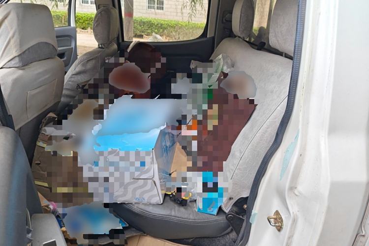 Used Dongfeng Ruichi 2015 2.4L Elite Edition Gasoline Two-Wheel Drive Luxury Version ZG24