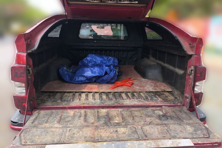 Used Isuzu TAGA 2018 3.0T Four-Wheel Drive Ultra-Luxury Version
