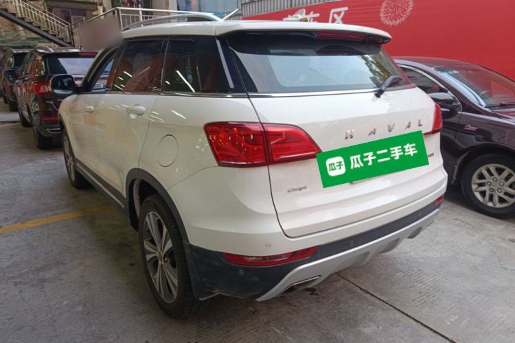 Used Haval H6 Coupe 2015 Blue Label 2.0T Manual Two-Wheel-Drive Elite Model Exterior 2