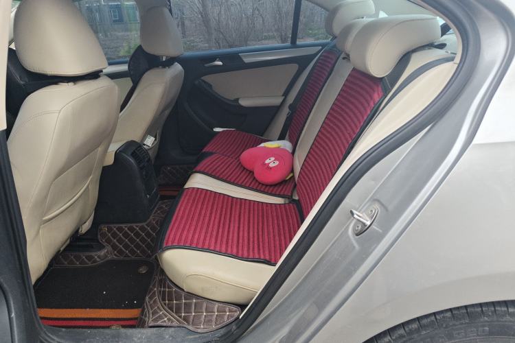 Used Volkswagen Sagitar 2014 1.6L Manual Comfort Model Left Rear Seat