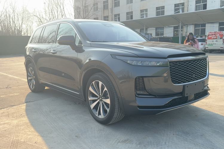 Used Li Auto ONE 2021 Extended-Range 6-Seater Version Exterior 2