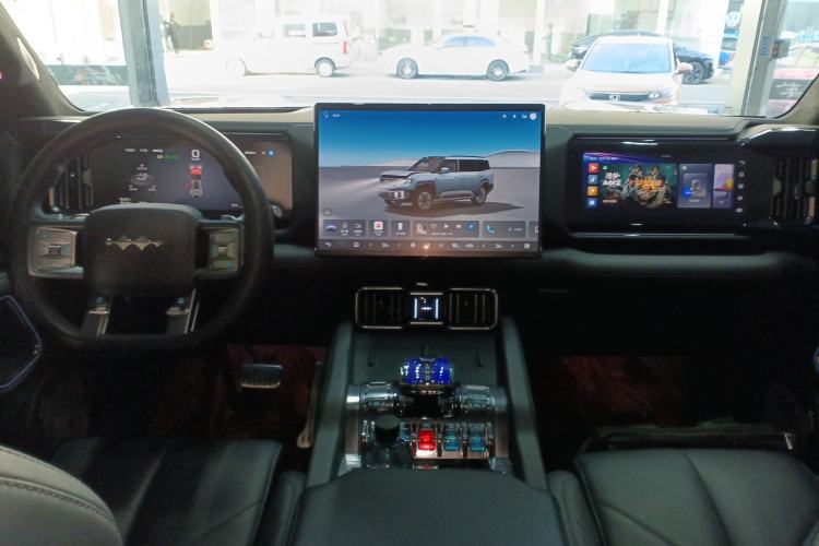 Used Formula Leopard 8 2025 Smart & Brave Flagship Edition 6 Seats