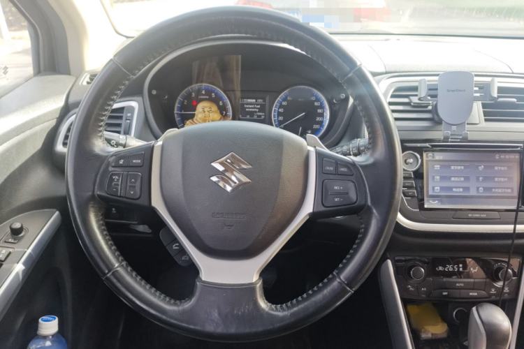 Used Suzuki S-Cross 2014 1.6L CVT Four-Wheel Drive Luxury Version