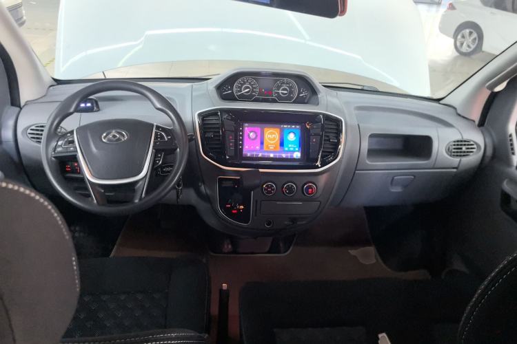 Used SAIC MAXUS Xintu V80 2021 2.0T PLUS AMT City Edition Short Wheelbase Ultra-Low Roof 5/6-Seater
