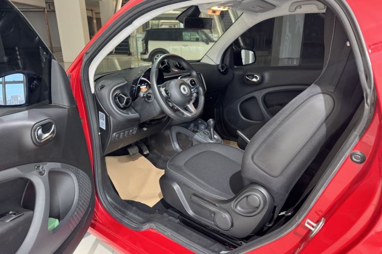 Used smart fortwo 2015 1.0L 52 kW Hardtop Passion Edition
