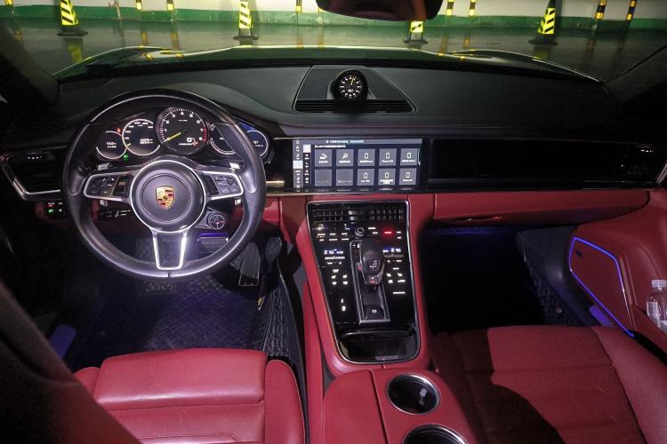 Used Porsche Panamera 2021 Panamera 4 E-Hybrid 2.9T Interior 2