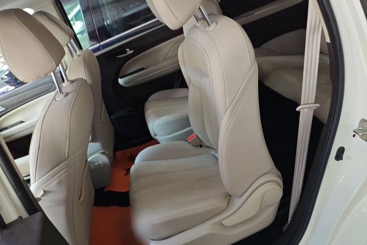 Used GAC Trumpchi M6 2019 270T Automatic Luxury Edition (7-seater) China V Standard
