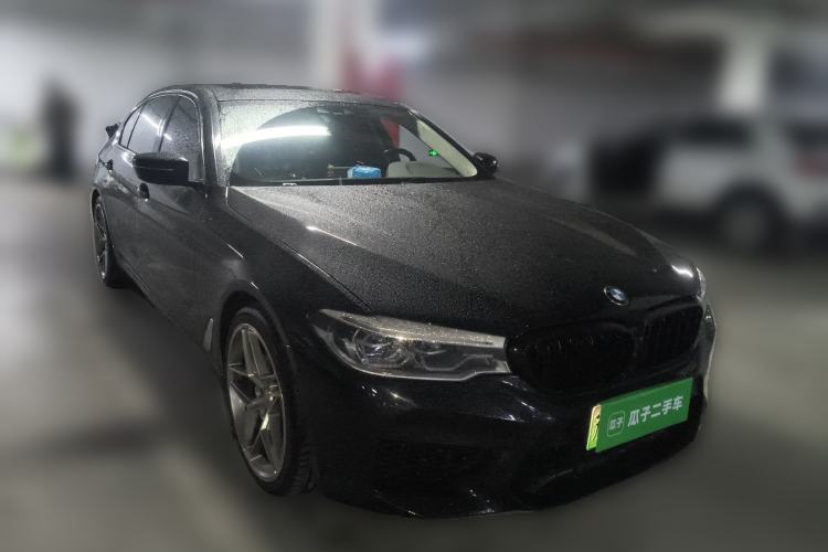 Used BMW 5 Series New Energy 2020 Mileage Upgrade Version 530Le Luxury Package Front Right 45 Deg