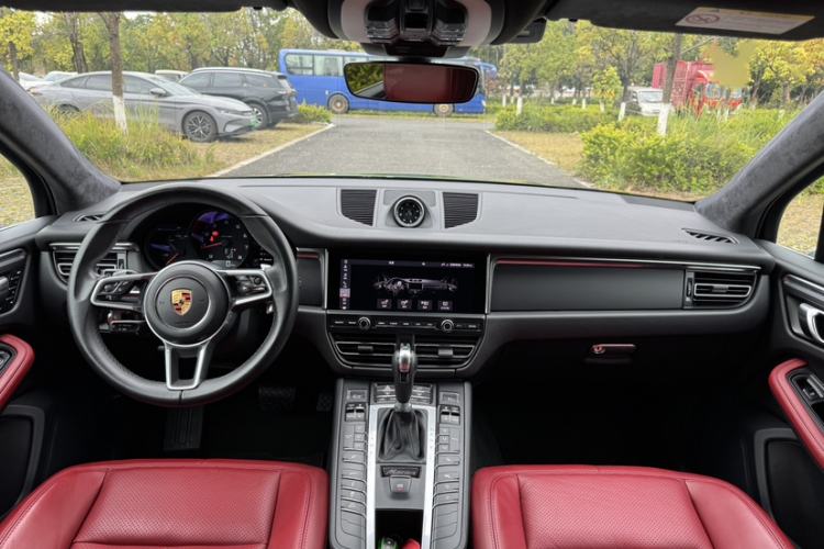 Used Porsche Macan 2021 Macan 2.0T