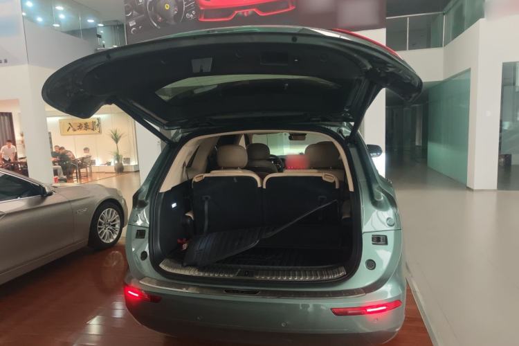 Used Hima AITO M7 2022 1.5T Rear-Drive Comfort Edition Trunk