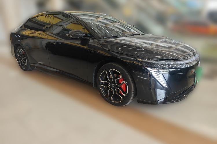 Used Nissan N7 2025 625 Pro Front Right 45 Deg