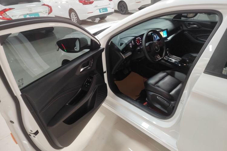 Used MG 5 2021 180 DVVT CVT Youthful Style Edition