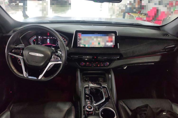 Used SAIC MAXUS D90 Pro 2020 2.0T Diesel 4x4 Alashan Edition 6 Seats Center Console