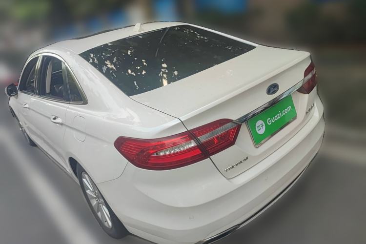 Used Ford Taurus 2016 EcoBoost 180 Luxury Model