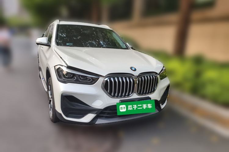 Used BMW X1 2021 sDrive25Li Leading Model Front Right 45 Deg