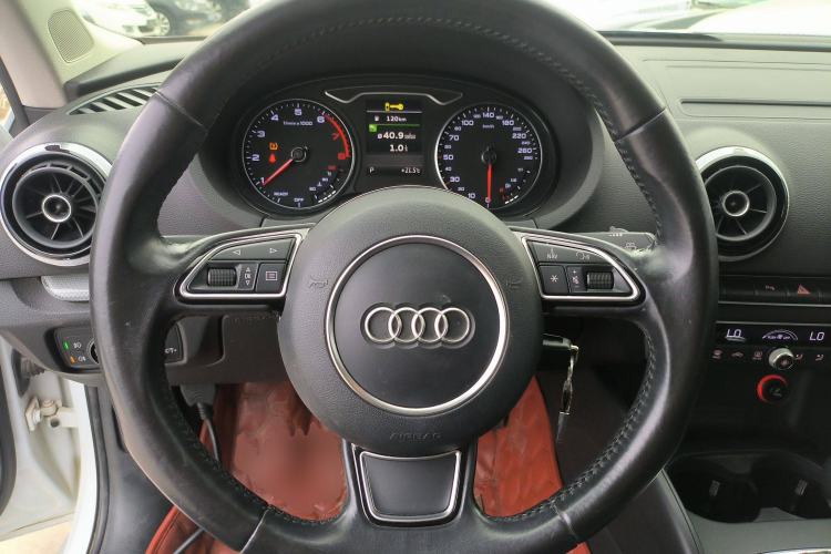 Used Audi A3 2015 Limousine 45 TFSI S line Luxury Model
