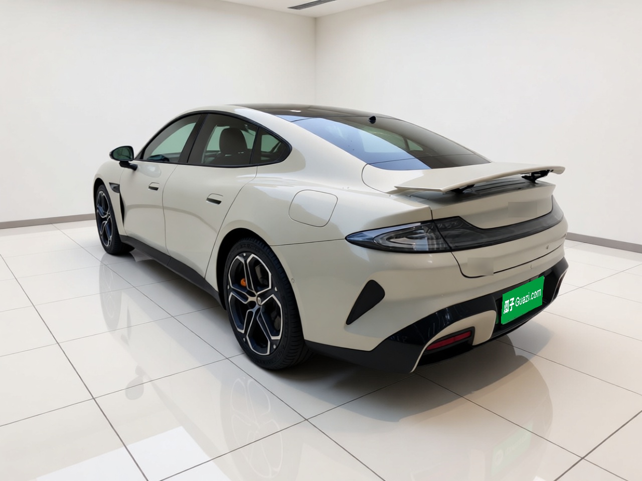 Xiaomi Auto SU7 2026 Model Standard Edition — снимка 4
