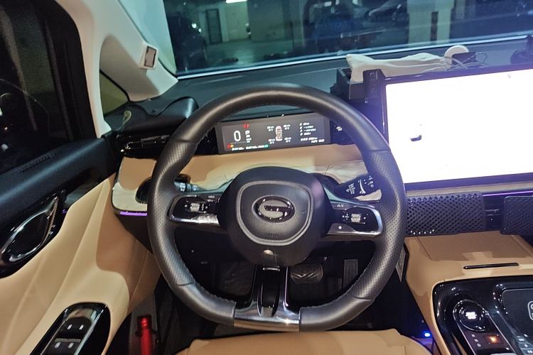 Used GAC Trumpchi E8 New Energy 2024 150km Dragon Roar Starry Night+ Steering Wheel