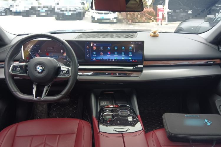 Used BMW 5 Series 2024 530Li Leading Model M Sport Package