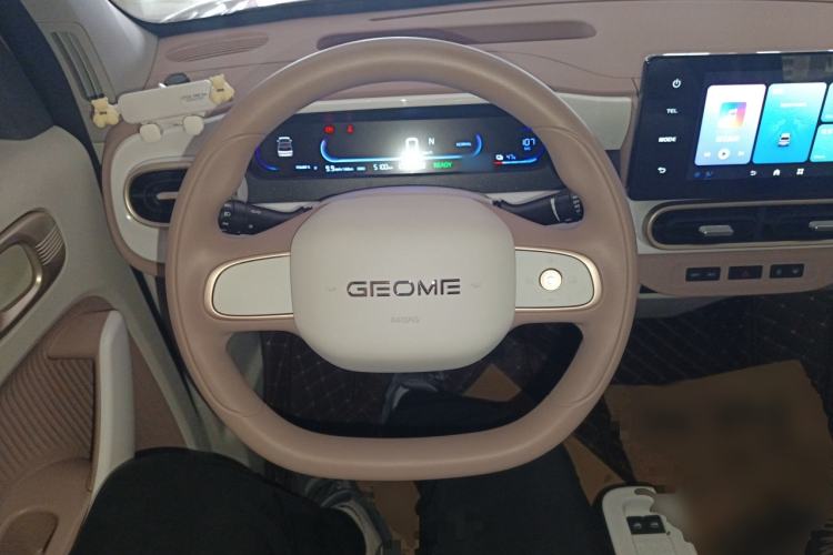 Used Geely Galaxy Panda 2025 210 km – Yuanqi Bear Steering Wheel