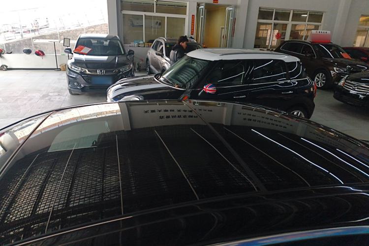 Used Mercedes-Benz E-Class 2019 E 300 L Sporty and Stylish Model