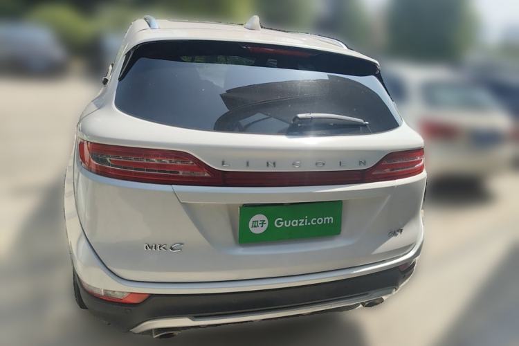 Used Lincoln MKC 2017 2.0T Two-Wheel Drive Deluxe Edition