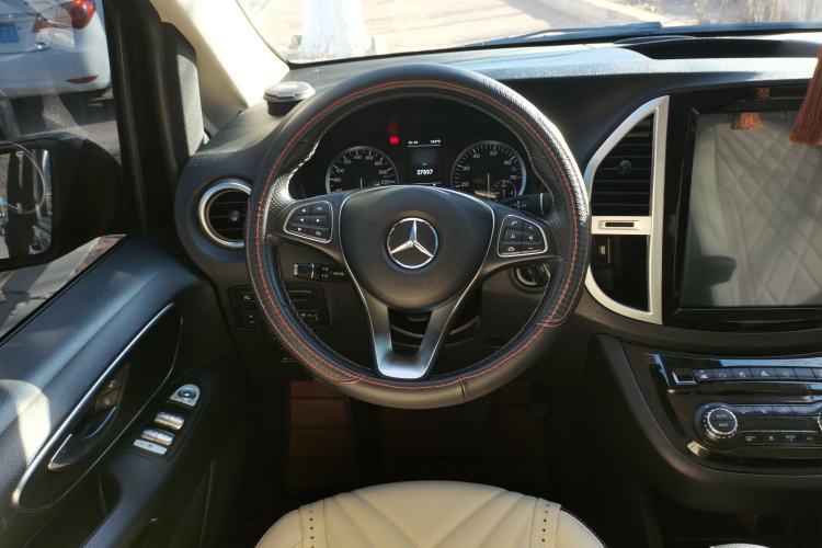 Used Mercedes-Benz Vito 2018 2.0T Business Version China VI Emission Standard
