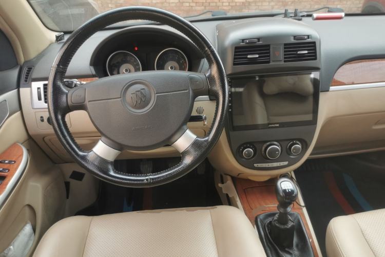 Used Buick Excelle 2011 1.6 LE-MT
