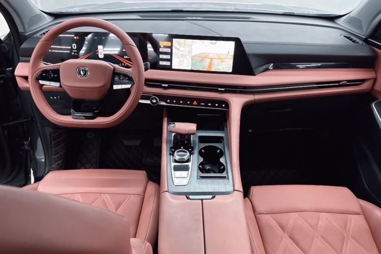 Used Changan CS75 PLUS 2023 3rd Generation 1.5T Automatic Prestige Model
