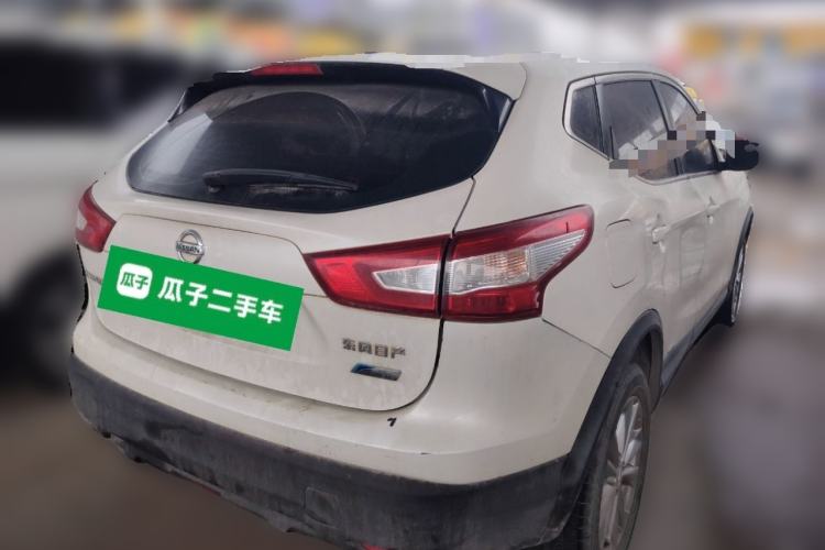 Used Nissan Qashqai 2016 2.0L CVT Elite Edition Rear Right 45 Deg