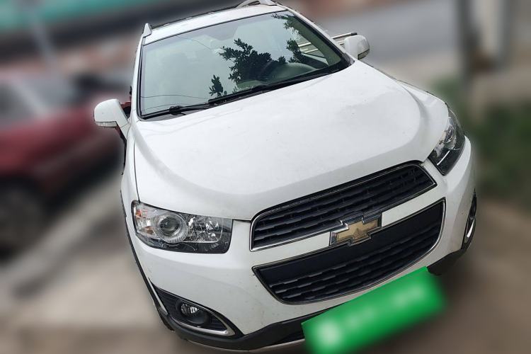 Used Chevrolet Captiva 2015 2.4L 4x4 Flagship Edition 7-Seater