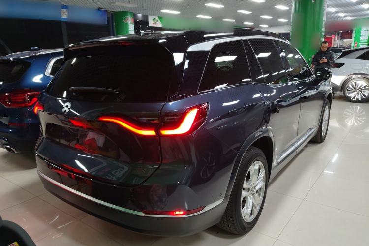 Used Nio ES8 2020 415 km Range 6-Seater Version
