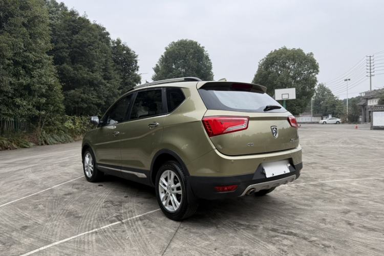 Used Baojun 560 2015 1.8L Manual Elite Edition
