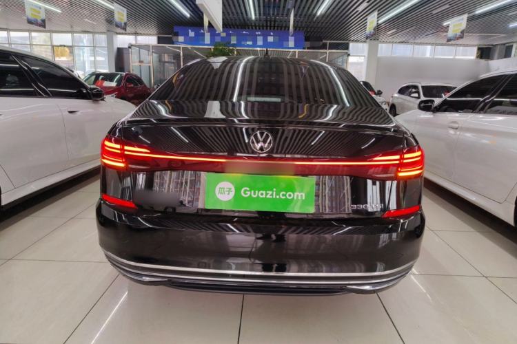 Used Volkswagen Passat 2023 Restyled 330TSI Starry Luxury Edition