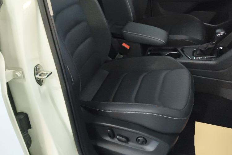 Used Volkswagen Tiguan L 2021 330TSI Automatic Two-Wheel Drive Smart Edition
