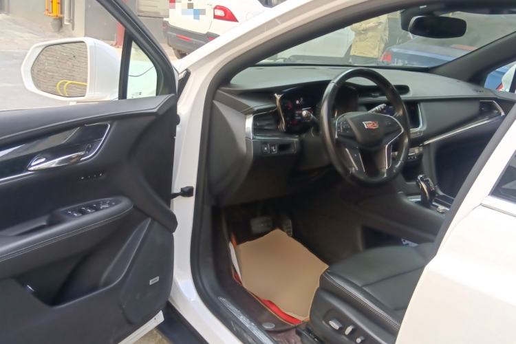 Used Cadillac XT5 2020 28T Luxury Version