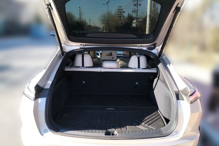 Used ONVO L60 2025 Model—60 kWh Rear-Wheel-Drive Version
