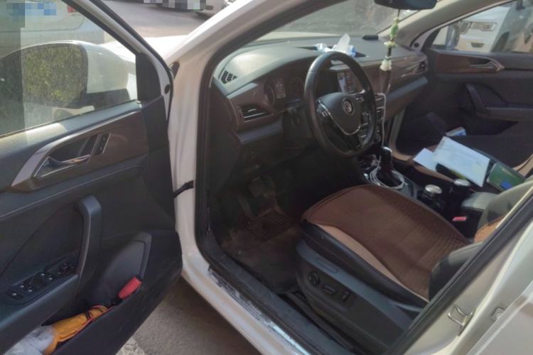 Used Volkswagen Tharu 2020 280TSI Two-Wheel Drive Luxury Plus Version China VI Standard Driver Seat